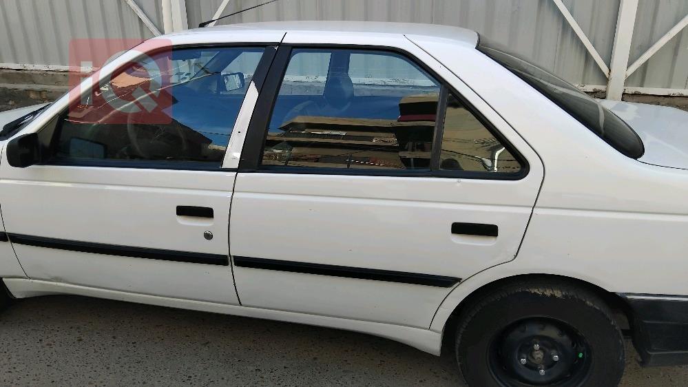بيجو 405